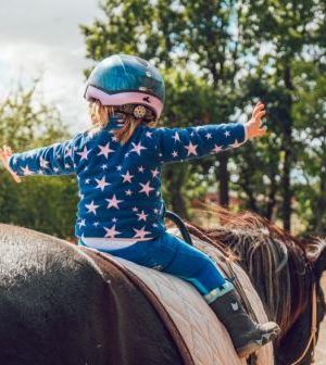 Tips to Choose The Right Horse Riding Clothing And Gear